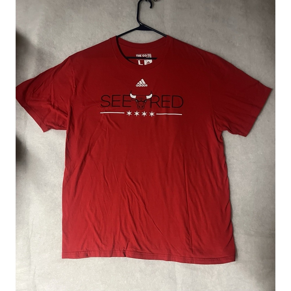 Men's Adidas Chicago Bulls See Red Shirt Size Large Short Sleeve